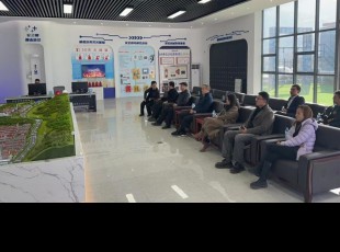 中國民族貿(mào)易促進(jìn)會常務(wù)副會長張福陽一行蒞臨臨夏綜合物流園考察調(diào)研